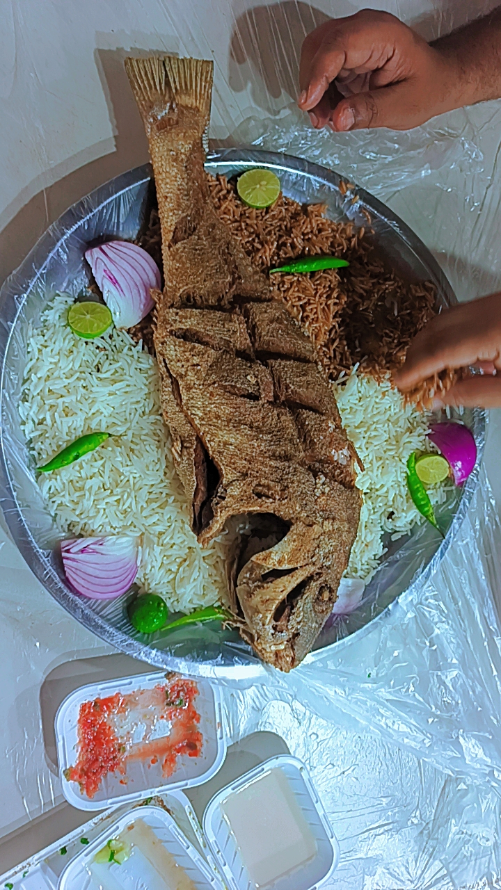 Umrah food and meal service photo 8
